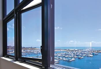101.6mm Centre Glazed Thermally Broken Framing